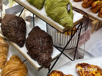 paper stone的抹茶牛角包…流心好绝！🥹
