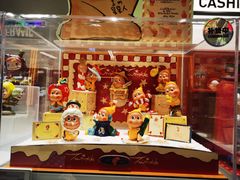 -泡泡玛特POPMART(黄岛新城吾悦店)