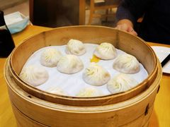 蟹粉小笼包-鼎泰丰(嘉年华•海信广场VILLAGE店)