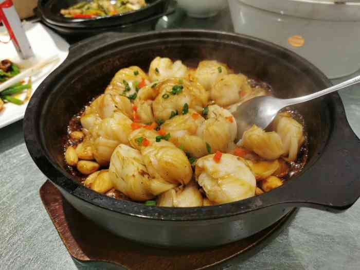 汤记传菜-"秀浦路上又开了家汤记,看到点评上说是露天.