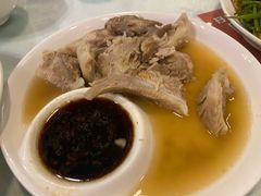 蒜汁脆骨肉-东四民芳餐厅(世茂工三店)