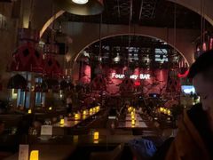 -FOUR PLAY BAR