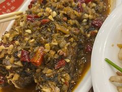 小黄鱼-江城燕子大排档(江汉路步行街店)