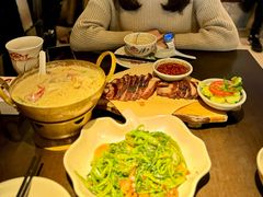 -大头虾越式风味餐厅(光明广场店)