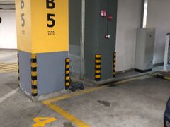 -宜家家居（上海徐汇商场店）-停车场