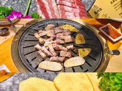 -万兴佳烤肉·长白山老味道(东岸里店)