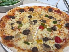 澳洲牛肉披萨-7senses(金狮广场店)
