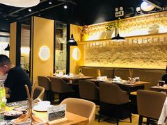 -山城外·非遗酸菜鱼(财富中心店)