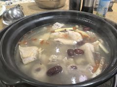 -濠轩阁特色生蚝火锅(水湾路店)