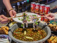 -石锅苗苗鱼(武汉首店)