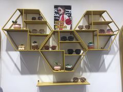 -肆兮眼镜·蔡司·徕卡战略合作店(大坪店)