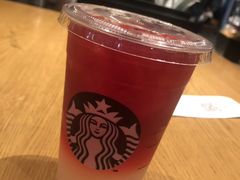 -星巴克(广州淘金路店)