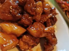 菠萝咕咾肉-妈妈菜舟山海鲜(定海古城店)