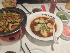 -渝是乎酸菜鱼(龙旗购物中心店)
