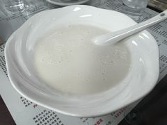 芝麻糊加杏仁热糊-仁信双皮奶(东川路店)