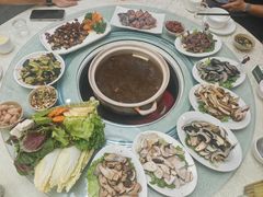 -原林野山菌火锅·炒菌(关上野生菌一条街店)