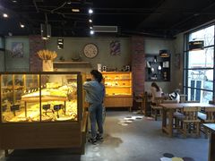 -啊噗吐呦现场烘焙(麦凯乐店)