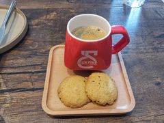 -HIGH FIVE哈福手工汉堡(桂林路店)