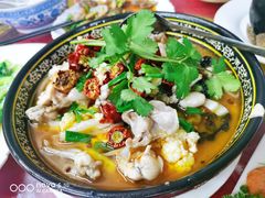 -美味海鲜大排档(明发美食地标店)