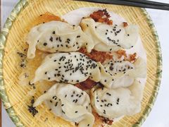 -苏沪老鸿兴城市饭堂(肇嘉浜路店)