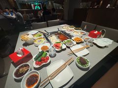 -海底捞火锅鲜切牛肉主题店(长寿路店)