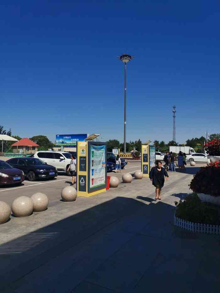 玉田服务区超市-"带肯德基服务区应该是不多吧?多年来养成.