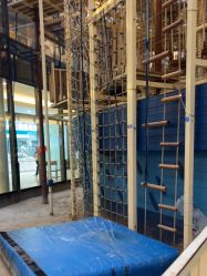 -PIPIKINGDOM皮皮王国欢乐号(欢乐海岸购物中心店)