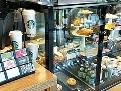 面包甜点陈列柜-星巴克(潍坊胜利东街银座商城店)