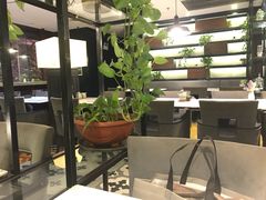 景观位-轻捞慢起面馆(新世界百货店)