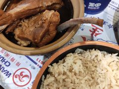 -万和春排骨砂锅米饭(新业广场店)