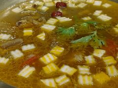 -顶顶汤火牛排火锅·经典铜锅涮肉