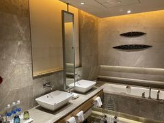 -重庆解放碑威斯汀酒店