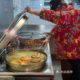 没想到他们家的鲜肉饼这么好吃！！！！