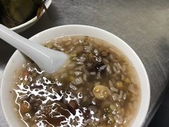 -芳婆糕团店(王府大街店)
