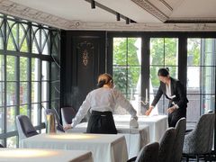 -弦月窗LUNETTE BY AMANDA(复兴路店)