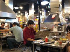 -马路牙子烧烤音乐酒馆(望京店)