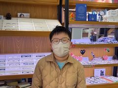 -美空眼镜·星趣控·新乐学·控优点合作店(周浦万达店)