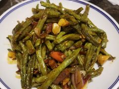 豆角小烧肉-小锅饭(欧亚卖场店)