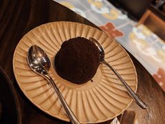 巧克力夹心蛋糕-Brut Eatery Wine Bar & Restaurant (建国东路店)