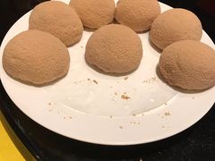 酥皮牛奶包-金玉满堂潮州酒楼(无限极荟购物广场店)