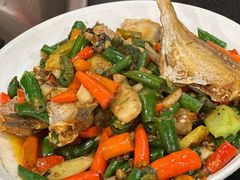 -鸿顺老铁锅美蛙鱼府(解放碑店)