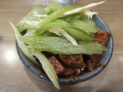素拼-酱府老碗面(西大店)