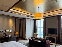-中山利和希尔顿酒店