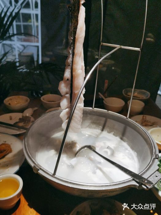 小凤厨顺德鱼坊·经典千层鱼(祈福店)千层鱼锅图片