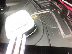 -鲨鱼皮汽车凹陷玻璃修复(静安店)