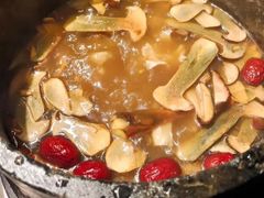 -芸山季·云南山珍菌火锅(人民广场来福士店)