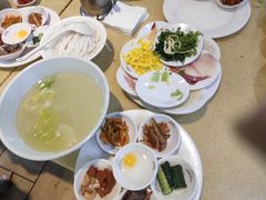 -桥香园云南过桥米线(金马碧鸡店)