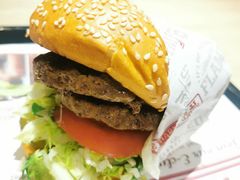 -The Habit Burger Grill 哈比特汉堡(复兴soho店)