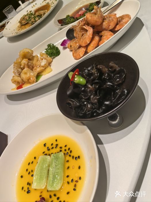 荣兴酒家(徐家汇店)荣兴双味虾图片