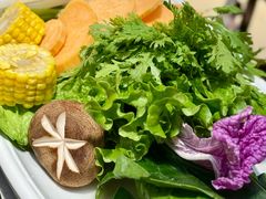 -老牌坊云南鱼豆花火锅(哈西万达店)